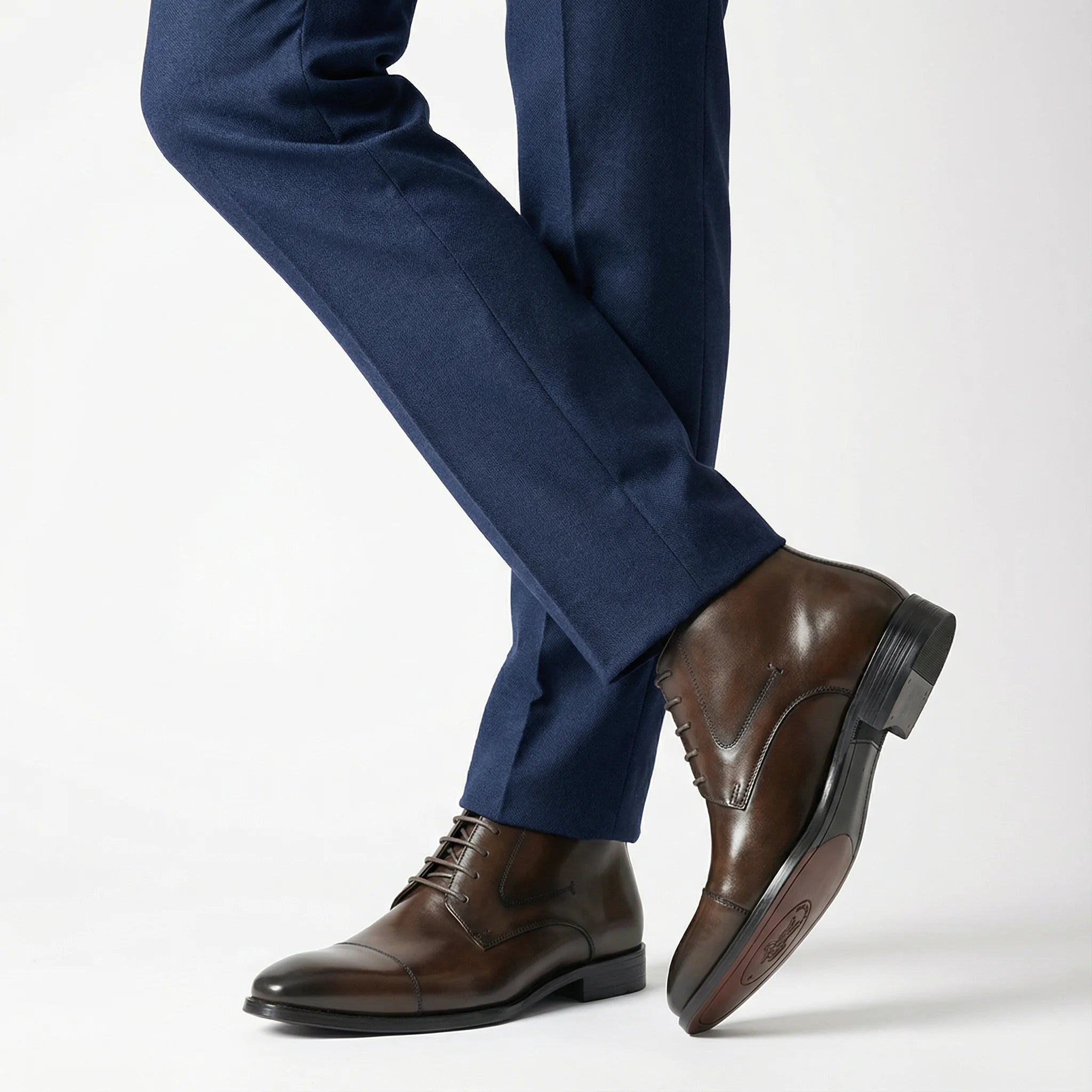 outfit mens chukka boot in full grain leather