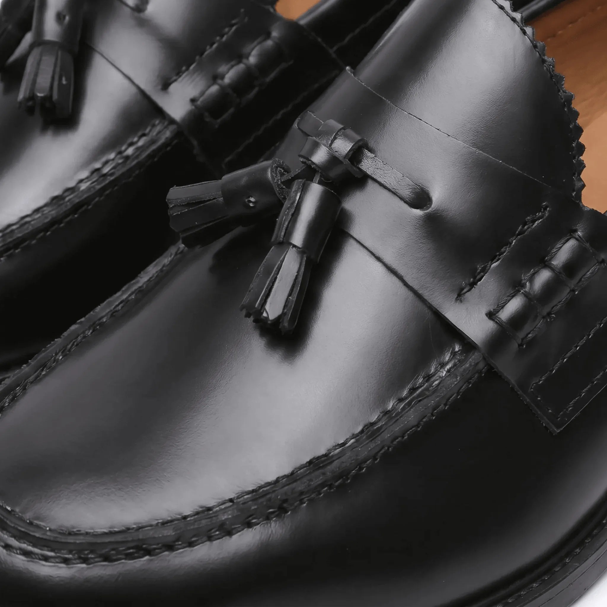 Merelain Tassel Loafer - Black