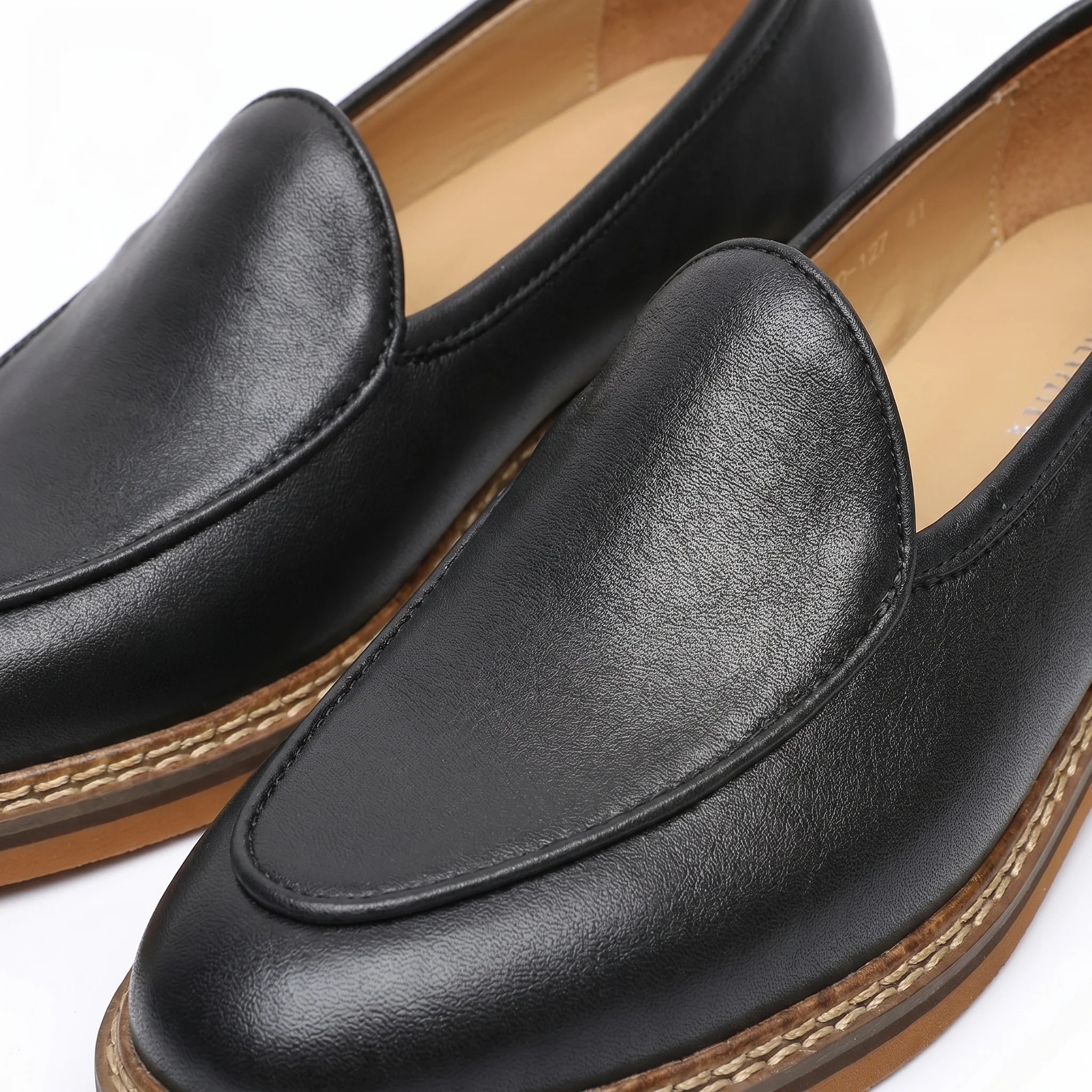Scultore Belgian Loafer - Black