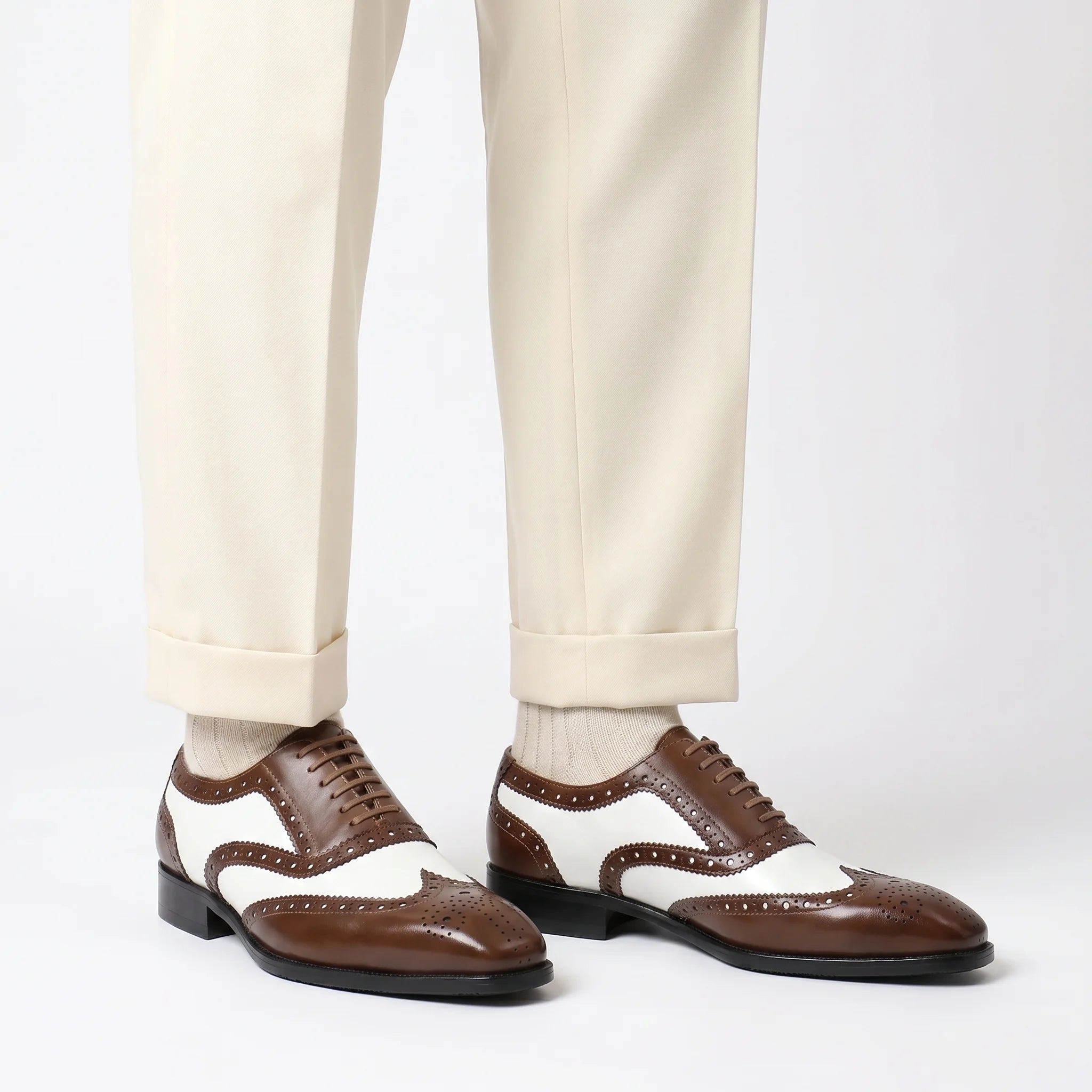 Duotone Oxford Brogue - Brown and White