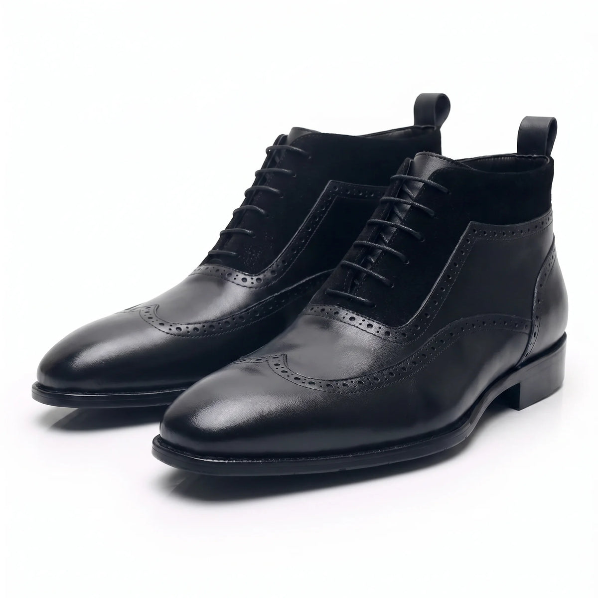 Regent semi brogue chukka boot    black